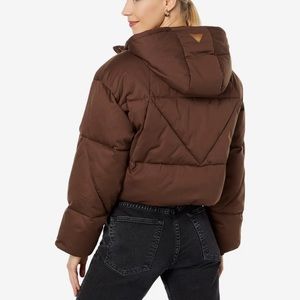 Brand new Avec Les Filles cropped puffer jacket.